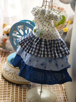 フェレットの洋服・服・お姫様・青いっぱいフリフリ・濃い系１