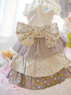 フェレットの洋服・服・お姫様・ふりふり水玉・茶色１