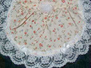 フェレットの洋服・生成りのレースに３つのリボン４