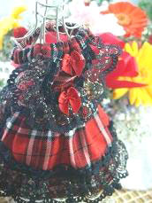 フェレット洋服・回る黒金レース・赤２