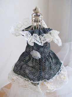 フェレットの洋服・黒い雪の女王・白金１