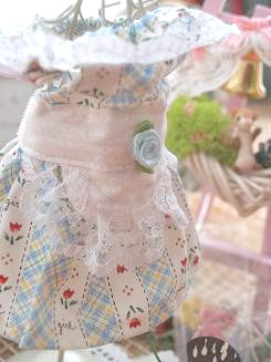 フェレットの服・チューリップエプロン・薄い青３