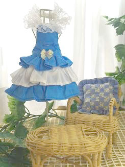 フェレット洋服・青と白の段々ふりふり２