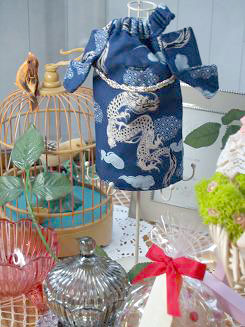 フェレット粋な晴れ着・竜の舞・青１