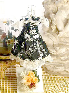 フェレットの服・ドクロドレス・白１