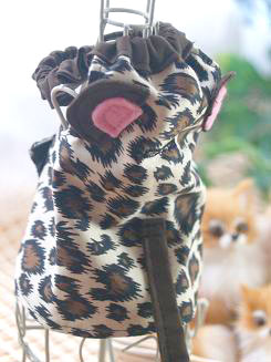 フェレットのベスト・ヒョウ柄ベスト・茶色２