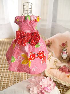 フェレット浴衣ドレス・ピンクの金魚１