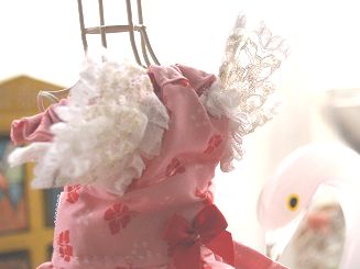 フェレットのおしゃれ・ハワイアンピンク・白金レース